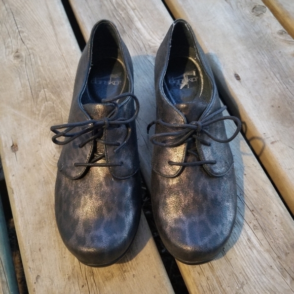 Dansko Olive Metallic Animal Print Laced Oxford 39 - Picture 3 of 11